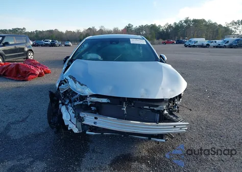 2022 Toyota Corolla Se z USA, uszkodzony, nr VIN 5YFS4MCE6NP106591